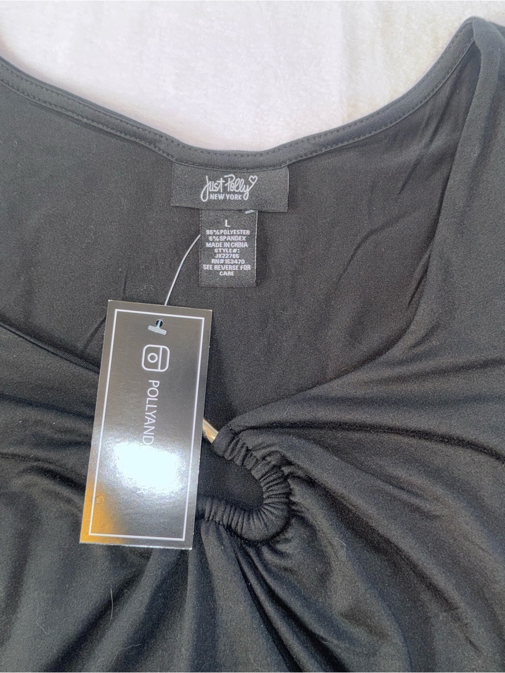 Just Polly Black Ruched Ring Front Stretch Top NWT Large - Picture 6 of 10